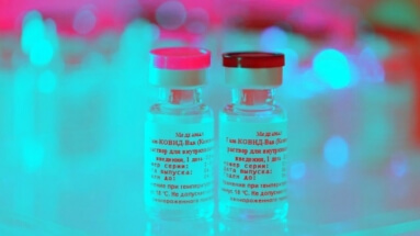 В России создадут комбинированную вакцину от короновируса и гриппа