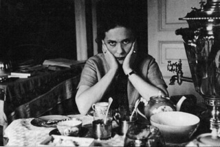 В Москве на аукцион выставили квартиру Лили Брик