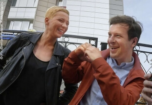 Андрей Колесников считает большой неожиданностью, что два известных белорусских оппозиционера, Антон Родненков и Максим Богрецов, оказались вдруг в Москве, где он с ними встретился и поговорил о будущем и прошлом оппозиции в Минске