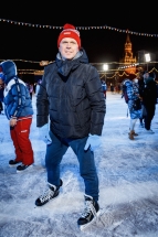 Возможно, лучшая новость 2020 года: ГУМ-Каток на Красной площади распахнул свои бортики