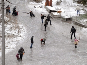 Днем с улиц Москвы увезли с переломами 92 человека