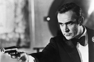 Пистолет Джеймса Бонда можно будет купить на аукционе