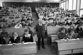 Более половины россиян считают, что высшее образование в СССР было доступнее