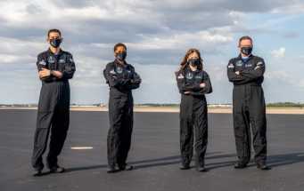 Стал известен состав первого гражданского экипажа корабля SpaceХ