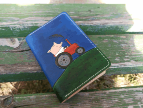 Сертификат о вакцинации от коронавируса привяжут к загранпаспорту