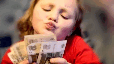 Почти половина школьников копят деньги на финансовую подушку