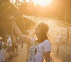 Роспотребнадзор рекомендует сократить рабочий день из-за жары