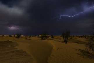 В ОАЭ искусственным путем вызвали дождь в +50