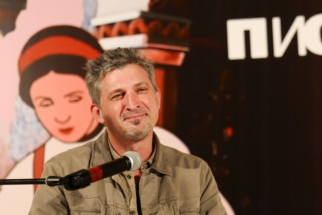 206FF33B-0EBD-4256-8BD1-5FF74E70E86F