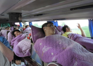 В Гонконге запустили 5-часовой автобусный маршрут для желающих выспаться