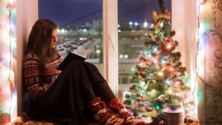 Специалист предупредил о возможной отмене новогодних гуляний