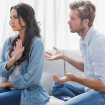 Специалист предположил, что COVID-19 адаптируется к передаче половым путем