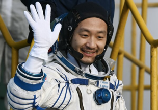 «Роскосмос» запланировал 11 запусков для иностранцев в новом году. Семь из них будут произведены в интересах британского оператора 