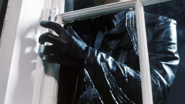 В Госдуме предложили снять все ограничения на самооборону при защите собственного дома от преступников