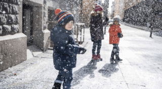 В Москве не нашли детей 6-11 лет без антител к COVID-19 для испытания «Спутника М»