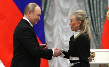 Наградная проповедь. Андрей Колесников внимательно наблюдал за церемонией 