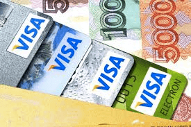 Евросоюз не будет отключать Сбербанк и Газпромбанк от SWIFT