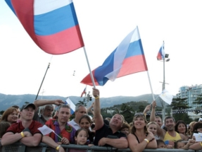 Опрос: 92% россиян считают себя патриотами