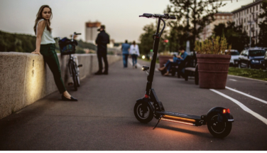 В России предлагают ввести ОСАГО для владельцев электросамокатов