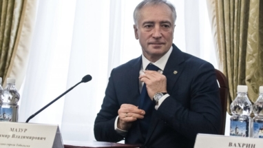 Назначенный временно исполняющим обязанности губернатор Томской области в приветственной речи дважды перепутал название региона, который возглавил