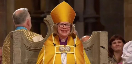 Сара Маллали стала первой женщиной — архиепископом Кентерберийским, духовным главой Церкви Англии