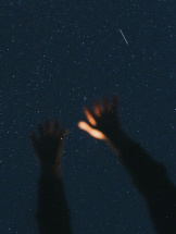 В апреле россияне смогут наблюдать яркую комету PANSTARRS, а также метеорный поток Лириды и несколько планет